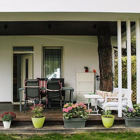 Ivy Lalzi Bay Beach House Дуррес Экстерьер фото